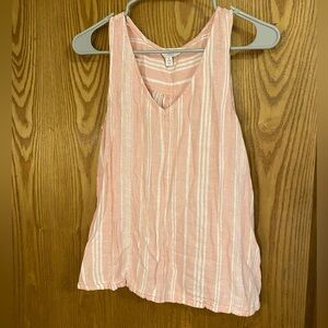 Time and Tru Tank Top
